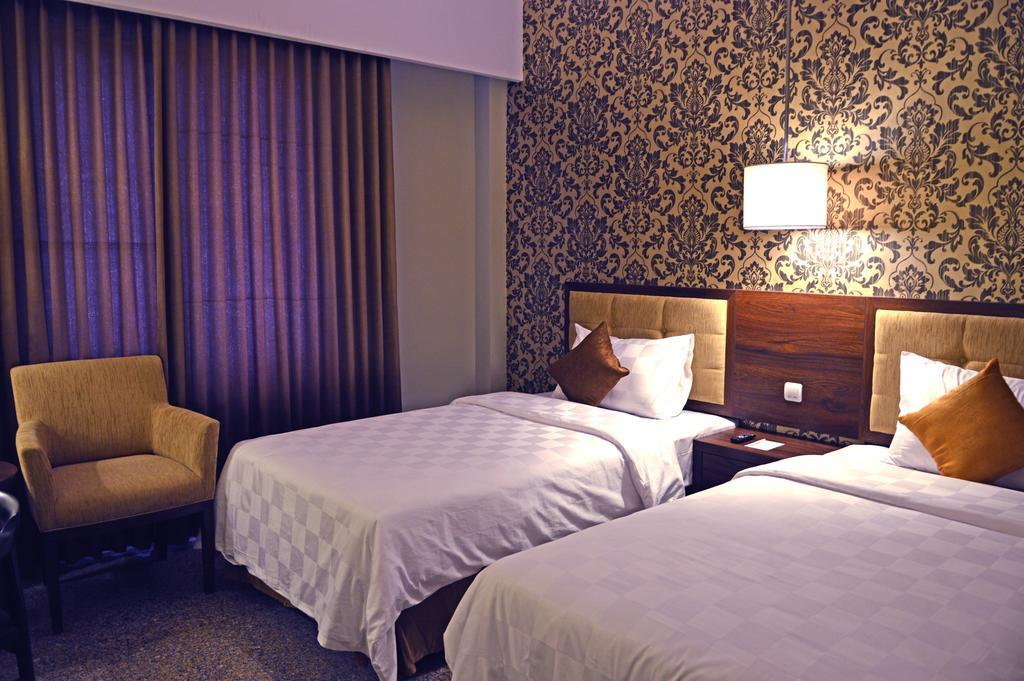 Hotel Safira Magelang Oda fotoğraf