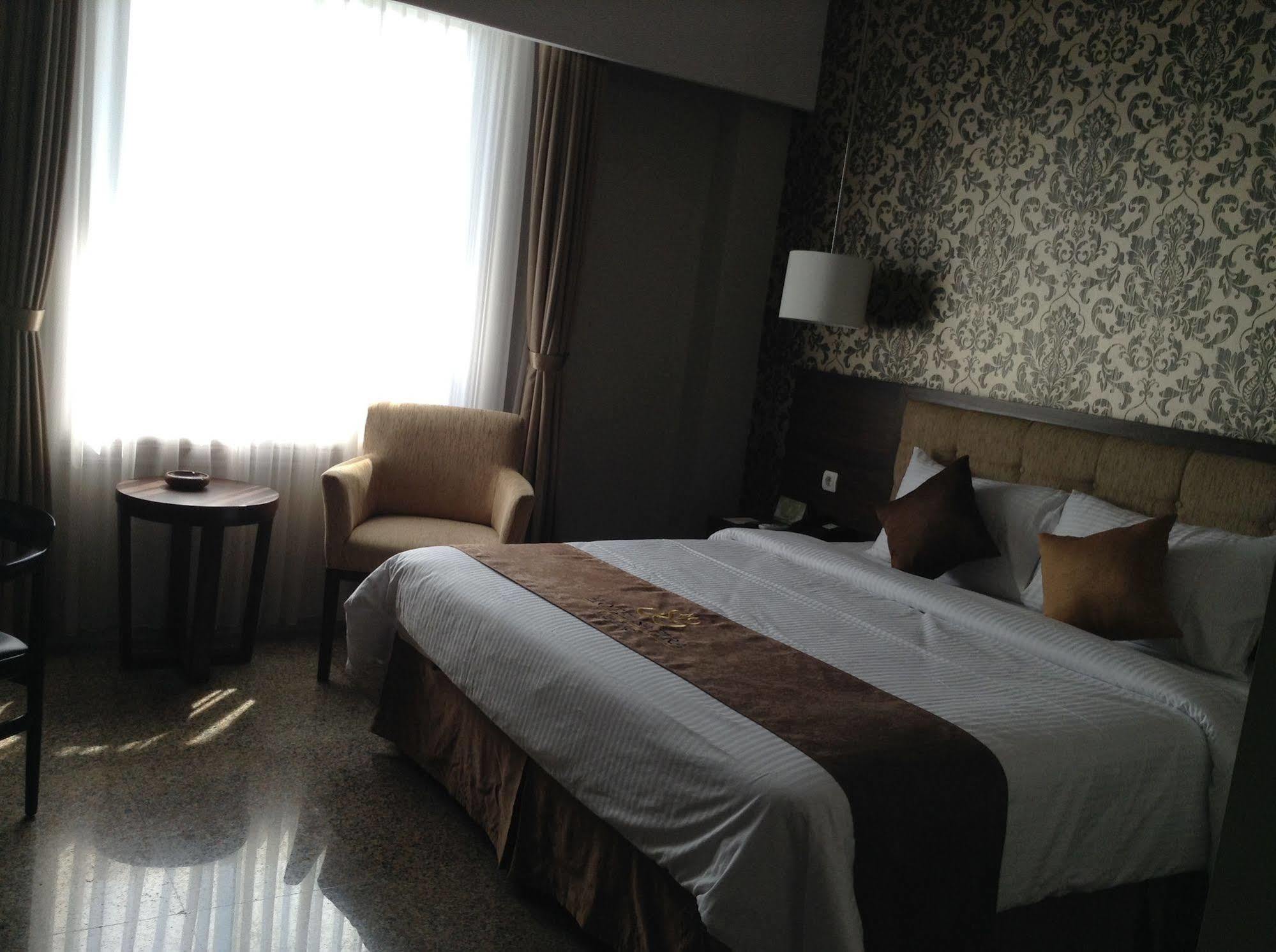 Hotel Safira Magelang Dış mekan fotoğraf